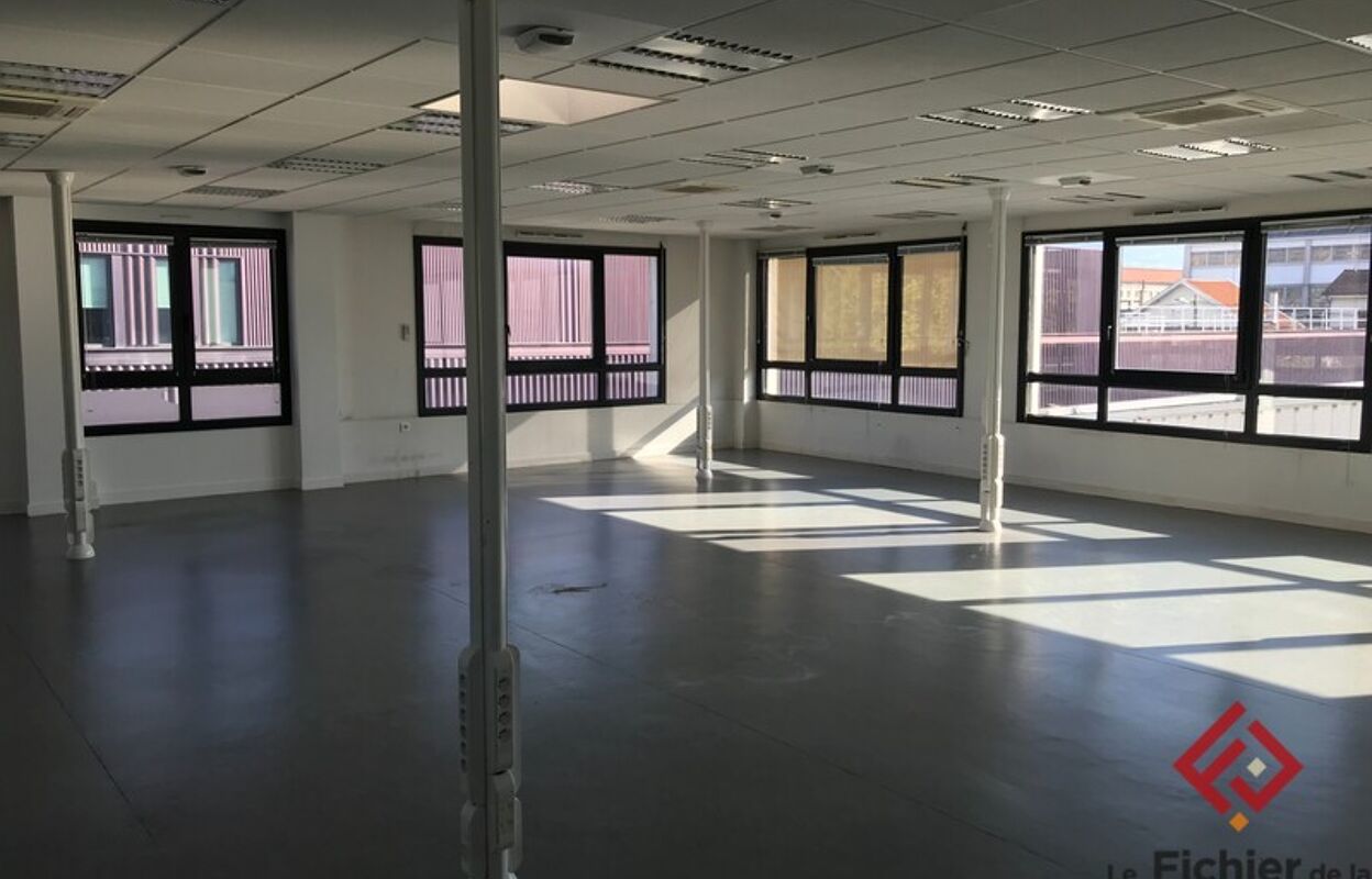 bureau 11 pièces 545 m2 à vendre à Grenoble (38100)