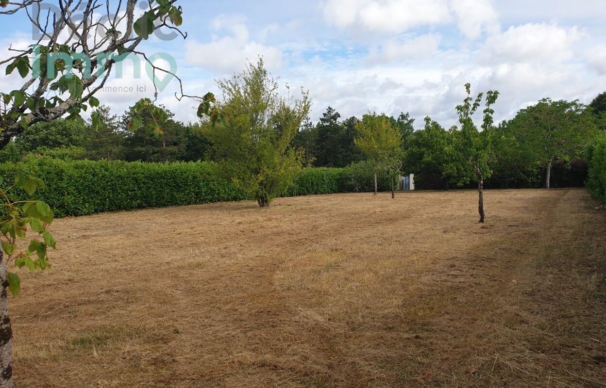 terrain  pièces 2067 m2 à vendre à Niort (79000)