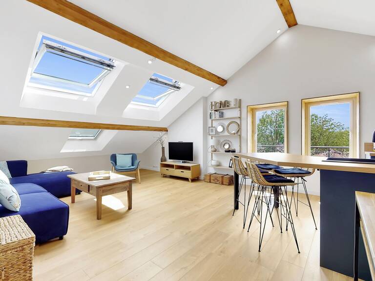 Lumineux logement 1 chambre 56 m² - Tassin proche Gare d'Ecully - vue dégagée — photo 1