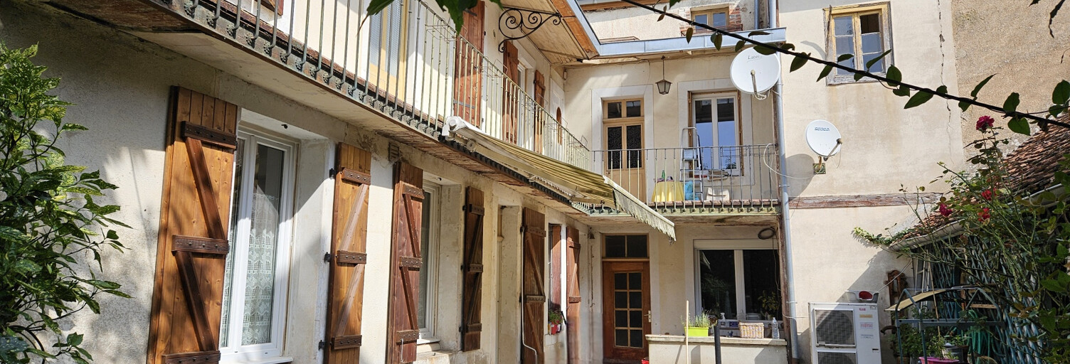 Maison 8 Pièces 250 m² à vendre à Arnay-le-Duc (21230)