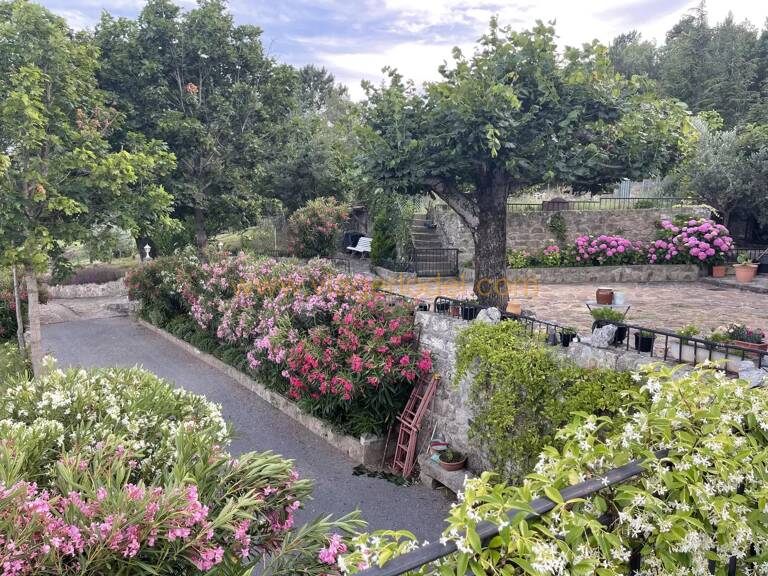 Réf. 9981 - VENTE RESERVE DROIT USAGE ET HABITATION SEMI-OCCUPE - CHASSIERS (07) — photo 1