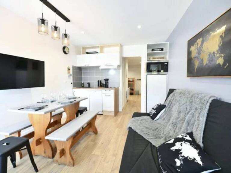 APPARTEMENT T1 (6 COUCHAGES) ENTIEREMENT RENOVE (ETAT NEUF) — photo 1
