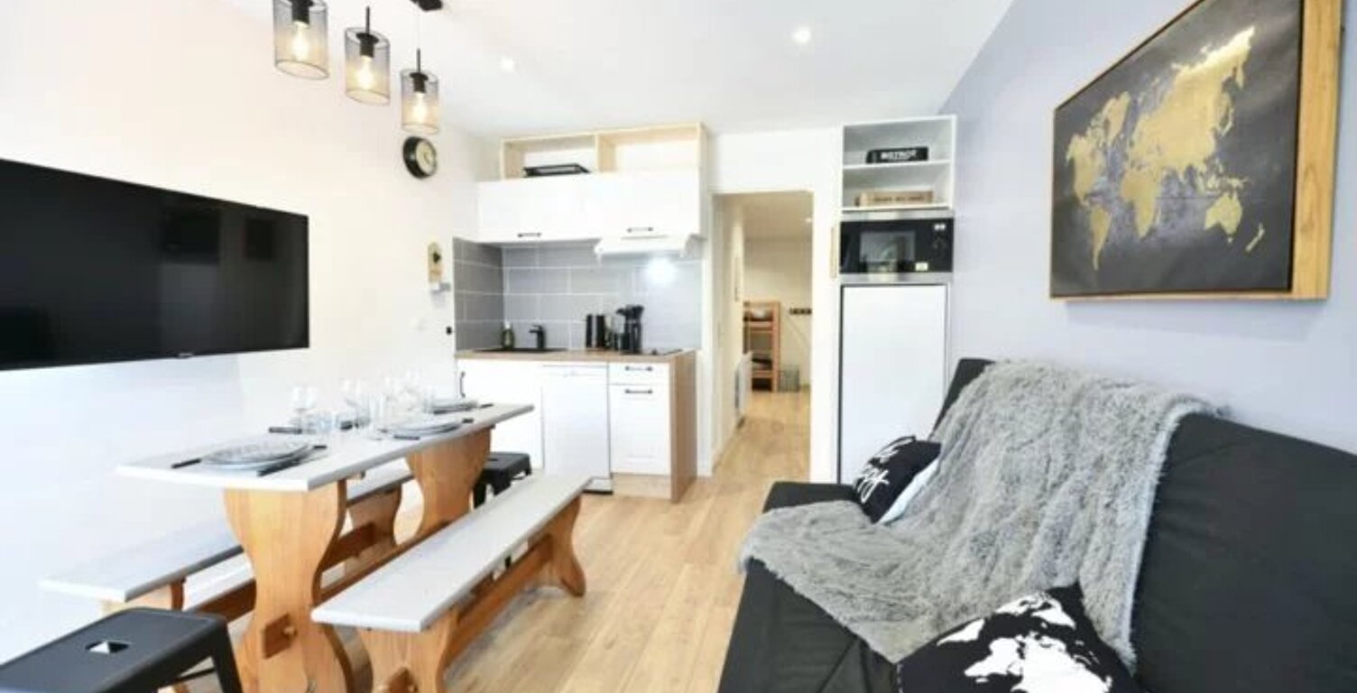 APPARTEMENT T1 (6 COUCHAGES) ENTIEREMENT RENOVE (ETAT NEUF) — photo 1