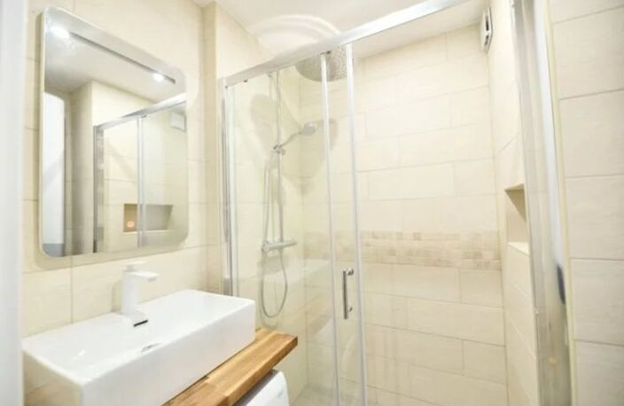 APPARTEMENT T1 (6 COUCHAGES) ENTIEREMENT RENOVE (ETAT NEUF) — photo 4