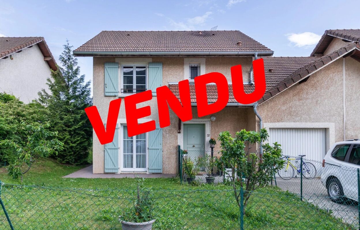 maison 5 pièces 104 m2 à vendre à Gex (01170)