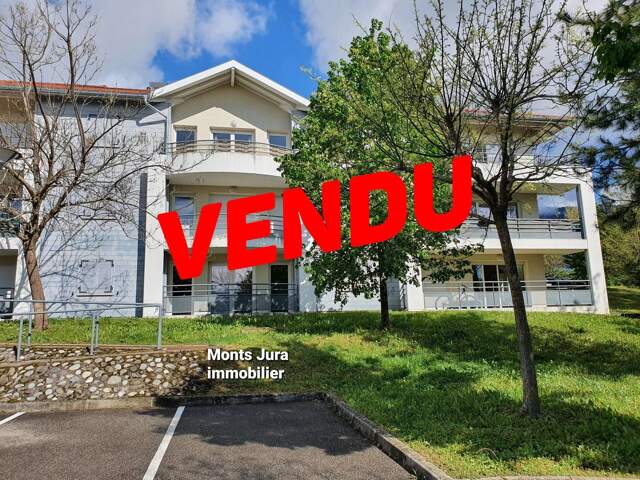 APPARTEMENT DE TYPE 2 + 2 PLACES DE PARKING PRIVATIVES — photo du bien
