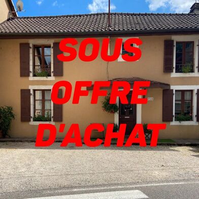 Maison 4 pièces 748000 €