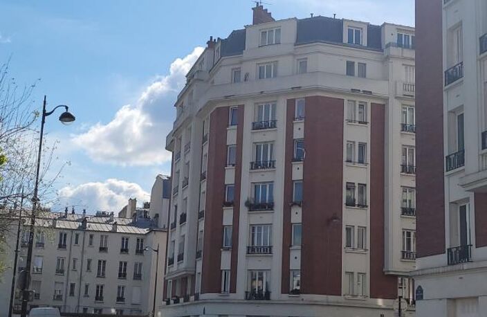 PARIS 75017 - VENTE - APPARTEMENT - 25m2 - SOUPLEX- RDC - RE — photo 5