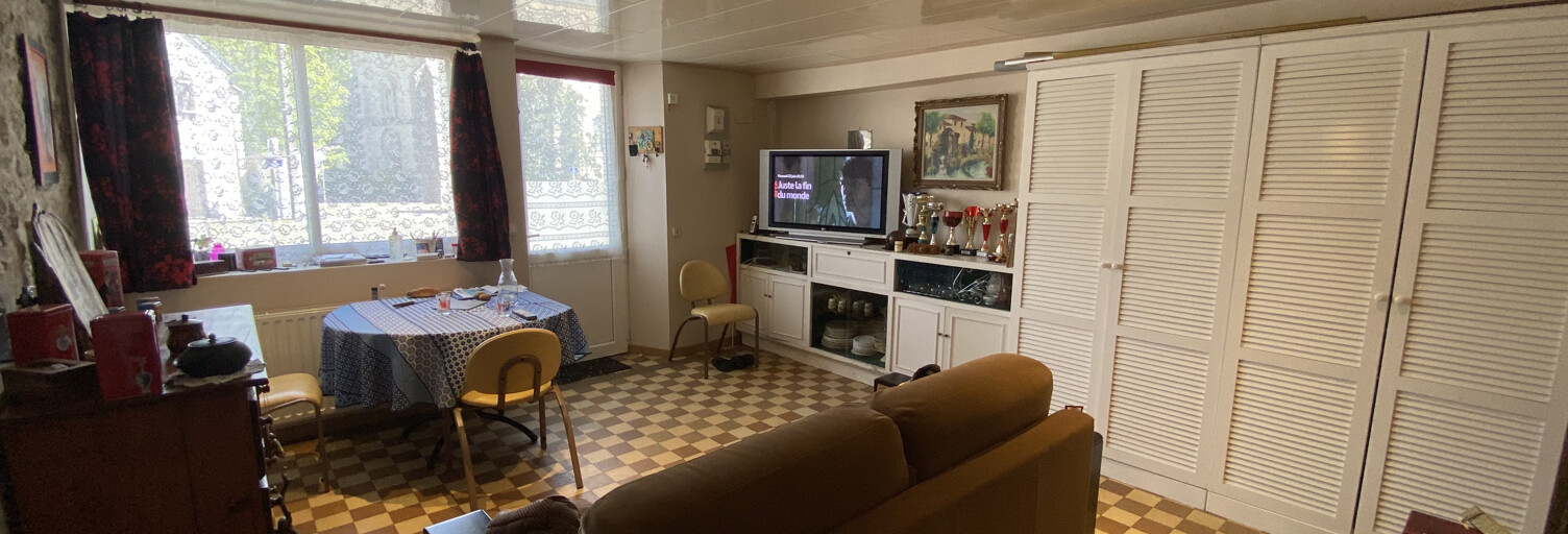 Immeuble  174 m² à vendre à Patay (45310)