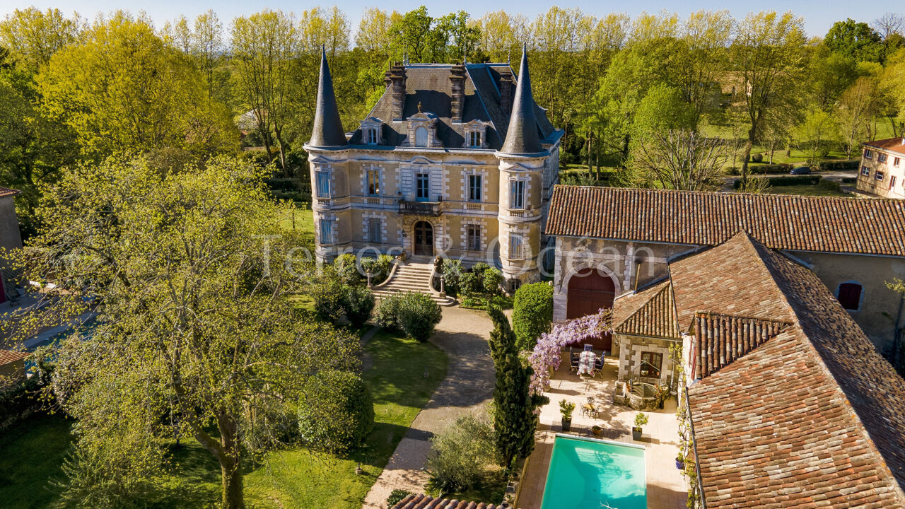 maison 19 pièces 900 m2 à vendre à Bayonne (64100)