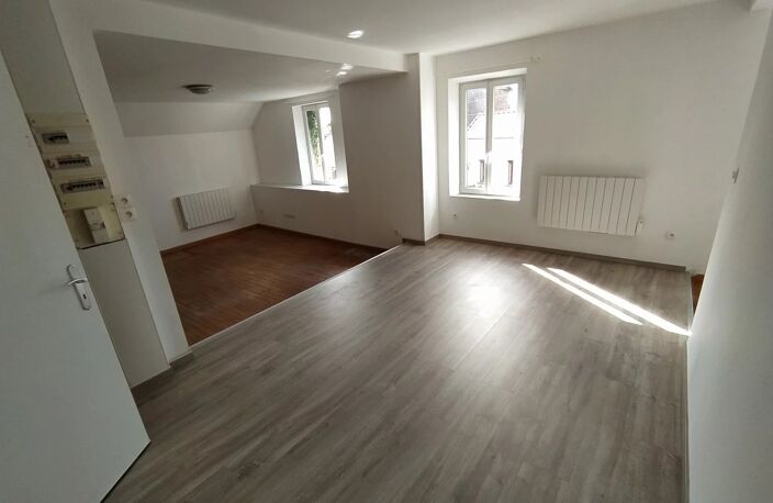 Location appartement   à Hirson (02500) — photo 2