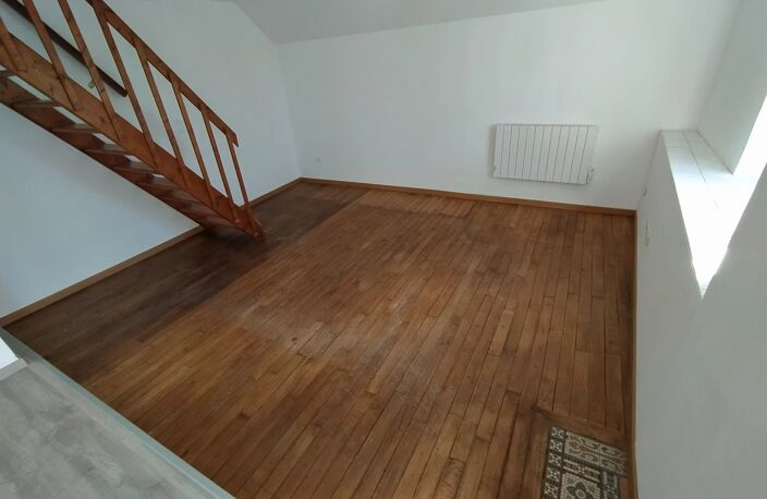 Location appartement   à Hirson (02500) — photo 5