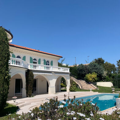 Maison 6 pièces 15600 €