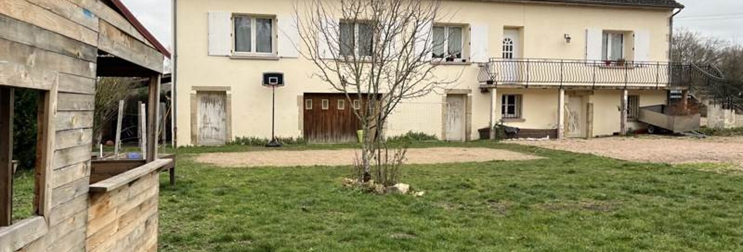 Maison 7 Pièces 160 m² à vendre à Ainay-le-Vieil (18200)