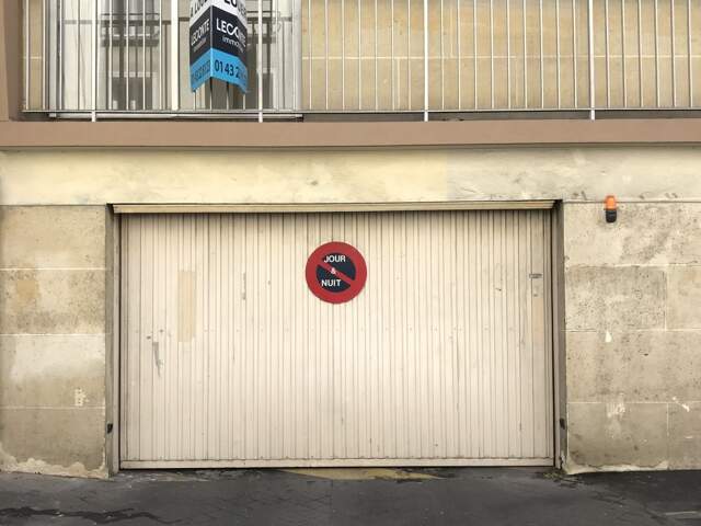 Parking à PARIS 14ème — photo du bien