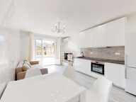 NICE - PARC IMPÉRIAL : MAGNIFIQUE MAISON DE 166.71 M² DIVISÉE EN 3 APPARTEMENTS AVEC GARAGES — photo 4