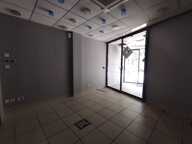 Local commercial — photo 3