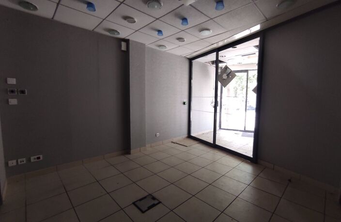 Local commercial — photo 3