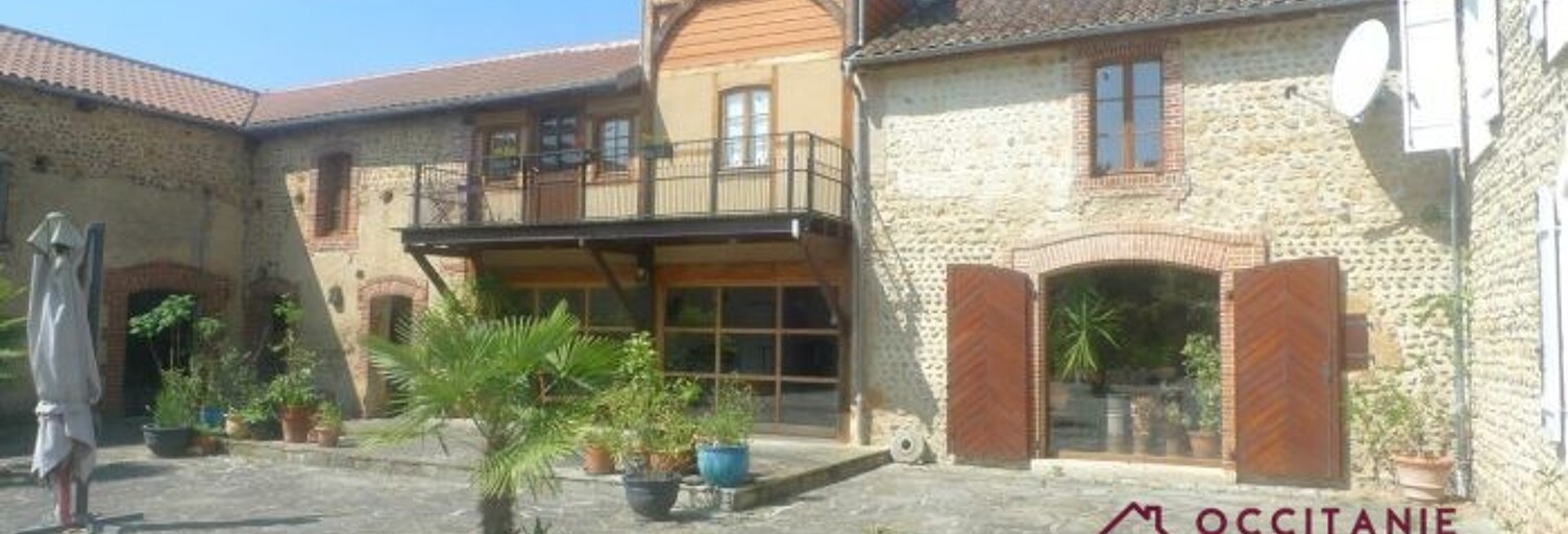 Maison 12 Pièces 425 m² à vendre à Villecomtal-sur-Arros (32730)