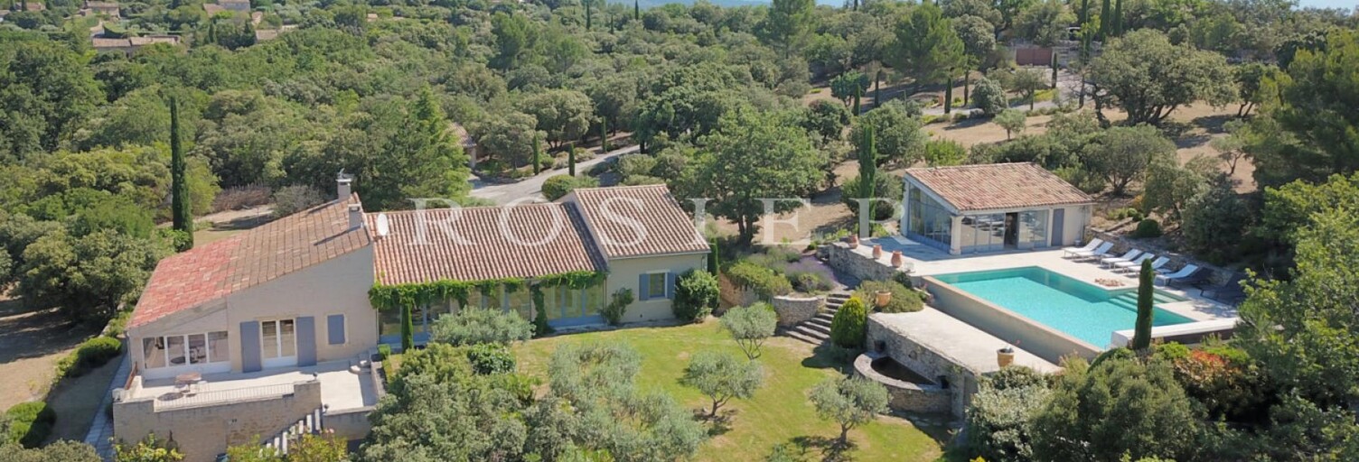 Maison 15 Pièces 316 m² à vendre à Gordes (84220)