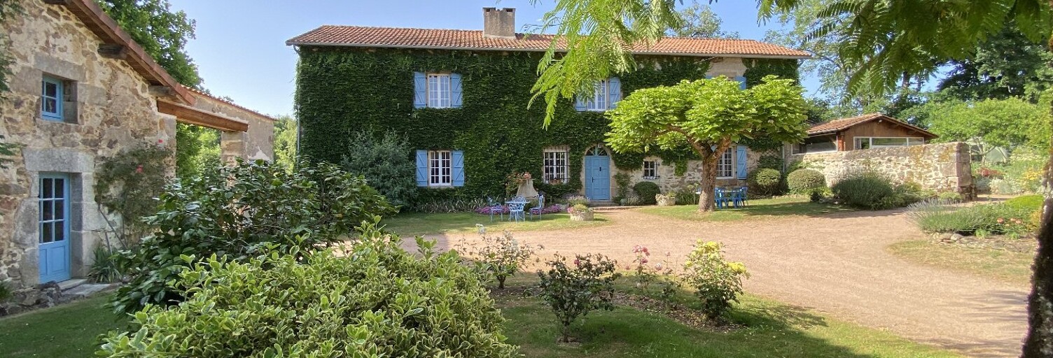 Maison 7 Pièces 271 m² à vendre à Busserolles (24360)