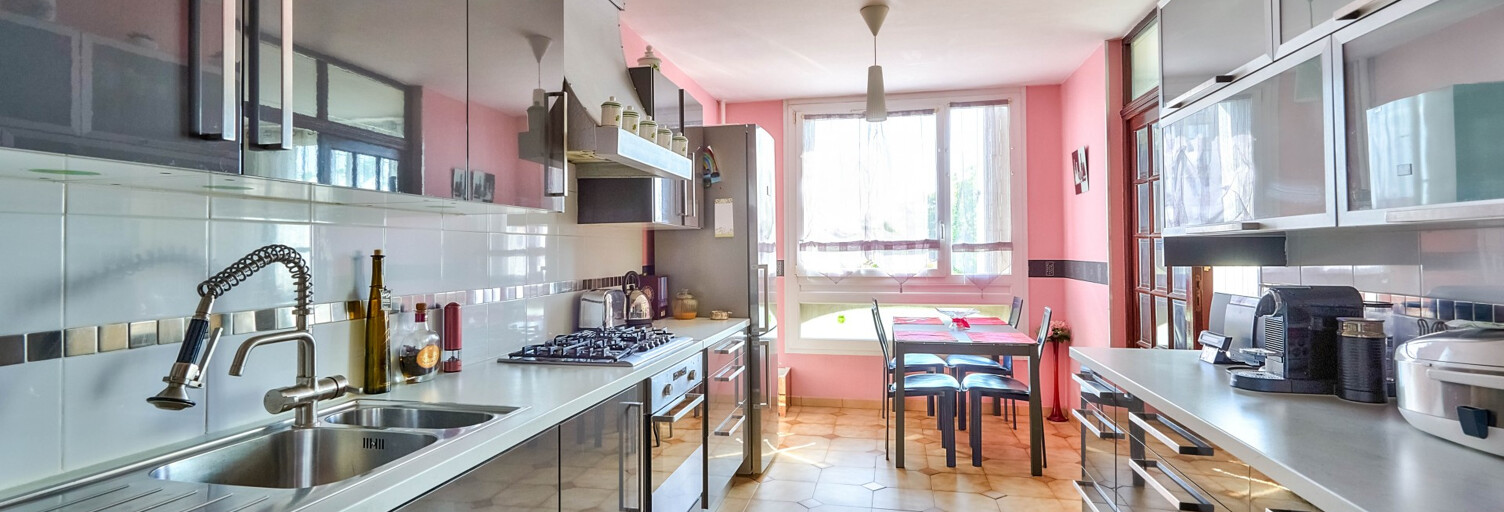 Appartement 5 Pièces 110 m² à vendre à Lyon 8 (69008)
