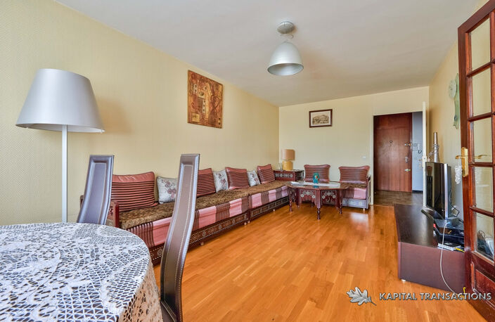 Appartement familial 5 pièces angle Etats -Unis- Viviani. — photo 2