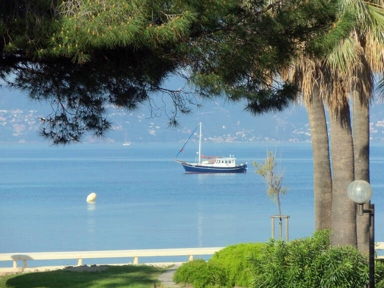 LOCATION SAISONIERE CROISETTE — photo 1