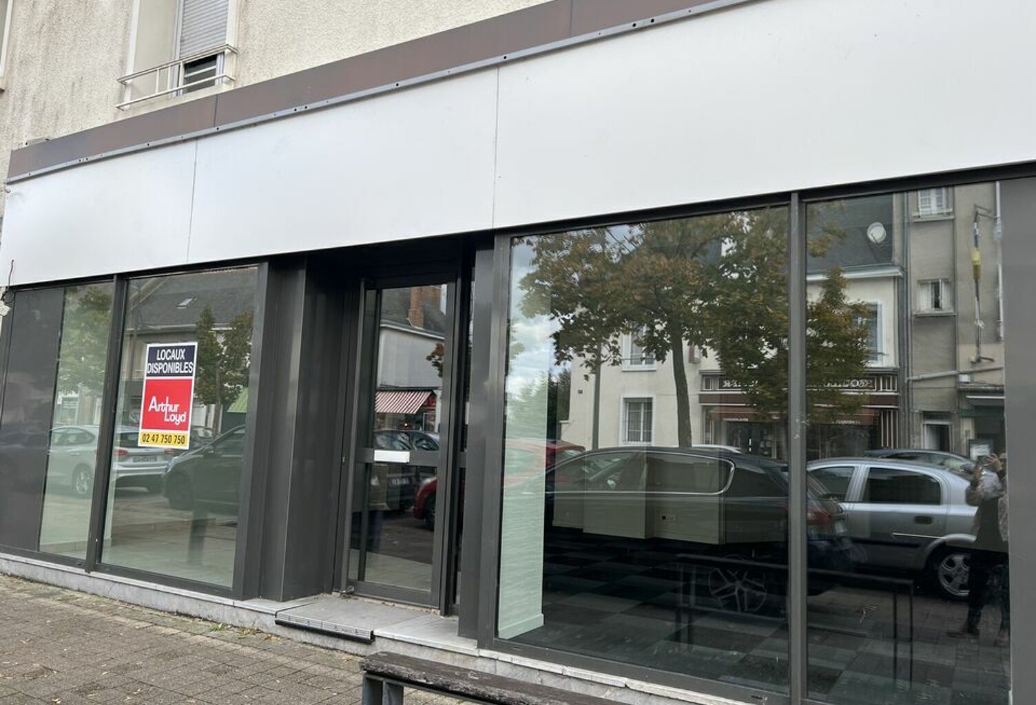 à LOUER — photo 1