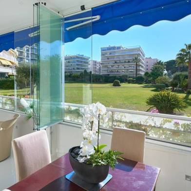 Appartement 4 pièces 2340 €