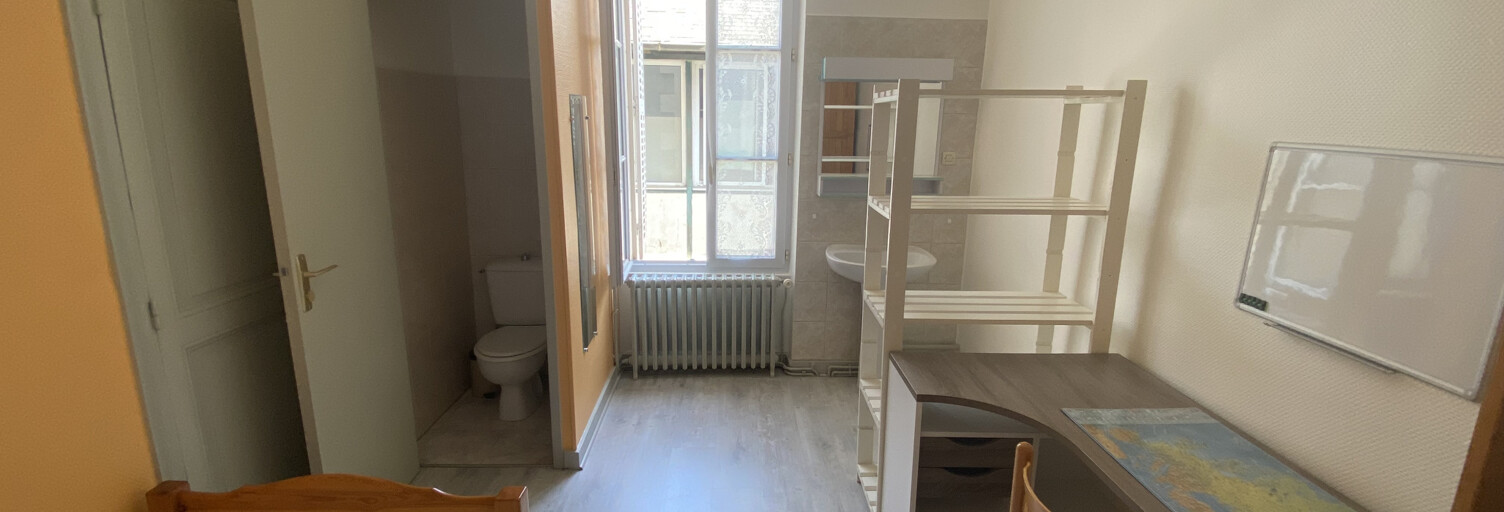 Immeuble  141 m² à vendre à Poitiers (86000)