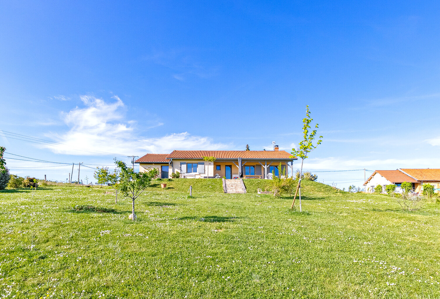**VENDU** Un lieu exceptionnel à15mn de Villefranche ! Sur l — photo 1