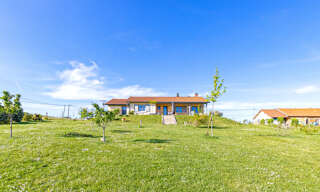 Maison 7 Pièces 154 m² à vendre à Porte des Pierres Dorées (69640)