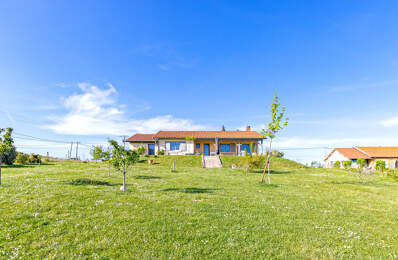 **VENDU** Un lieu exceptionnel à15mn de Villefranche ! Sur l — photo du bien
