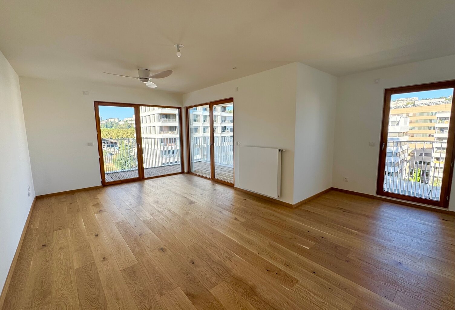 Appartement neuf à Confluence — photo 1