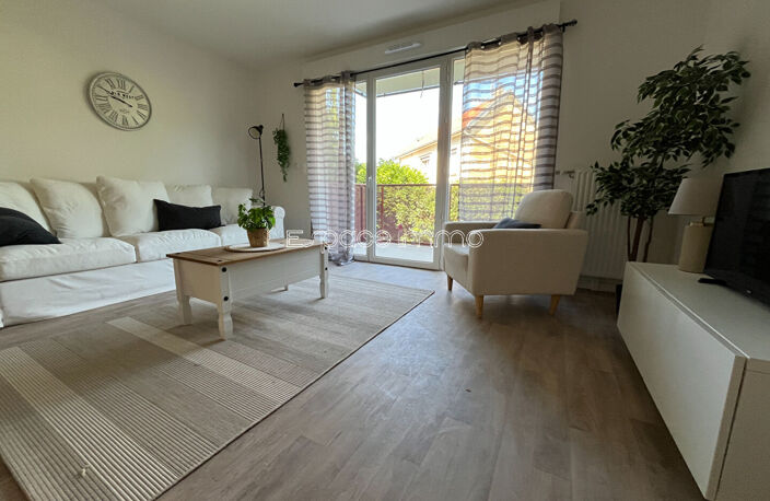 APPARTEMENT T2 SECURISE AVEC TERRASSE ET PARKING - NOTRE DAME DE BONDEVILLE - 53.7m² — photo 2