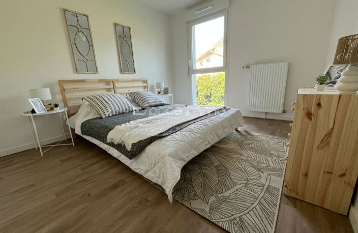 APPARTEMENT T4 SECURISE AVEC TERRASSE, CAVE ET DOUBLE BOX - NOTRE DAME DE BONDEVILLE - 109.10 m² — photo 4