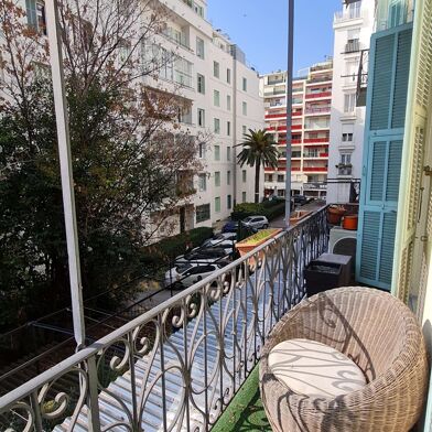 Appartement 5 pièces 490000 €