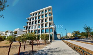 Bureau  1693 m² à louer à Villeurbanne (69100)
