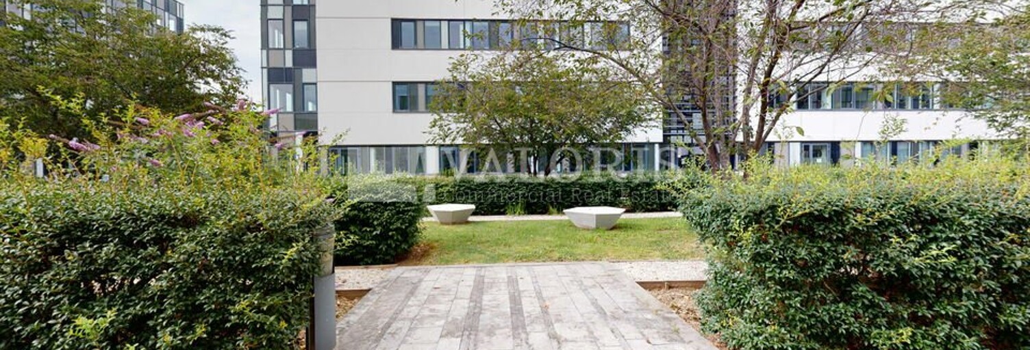 Bureau  3646 m² à louer à Lyon 7 (69007)