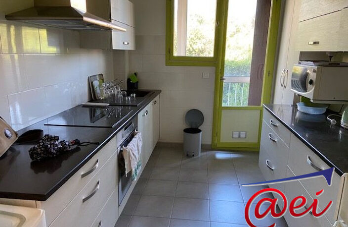 A 2 pas du centre T4/5 RDJ avec garage — photo 4