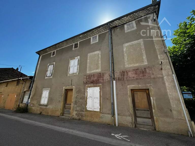 Ancienne bâtisse, Saint-Barthélémy-de-Vals — photo 1