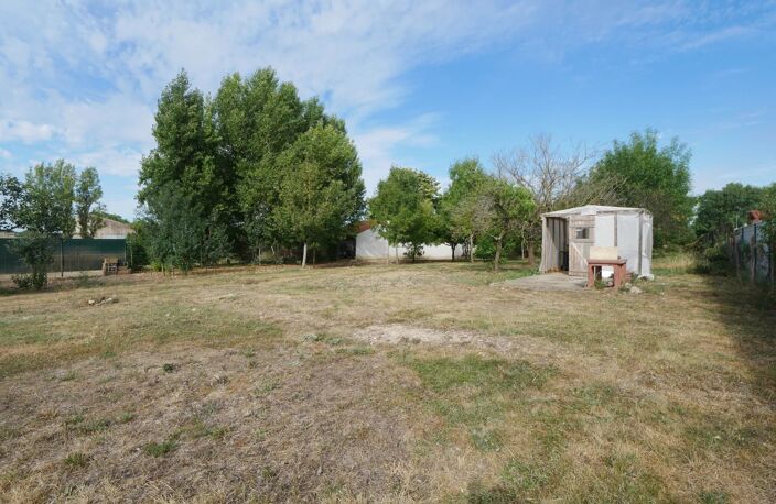 Terrain de 1454m² à Ardillières — photo 5