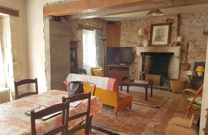 Grande maison de village à vendre, region Montmorillon 86 — photo 4