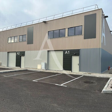 Commerce  264080 €