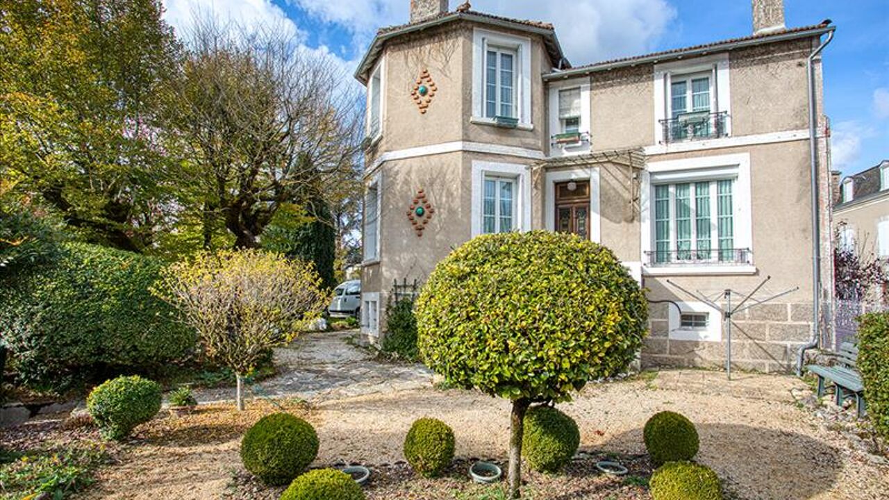 maison 7 pièces 180 m2 à vendre à Gramat (46500)