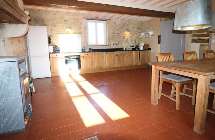 Ferme rénovée avec belle vue à vendre dans le Morvan — photo 4