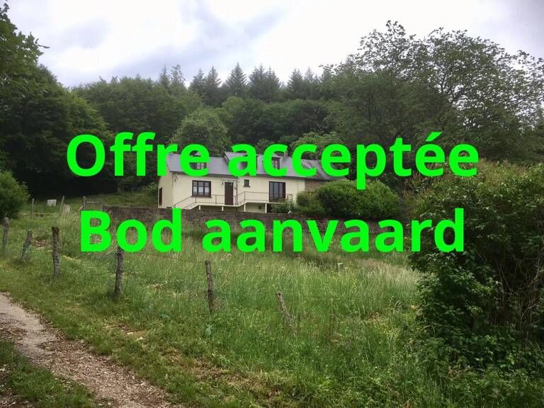 Maison avec belle vue sur 2,2 ha à vendre dans le Morvan — photo 1