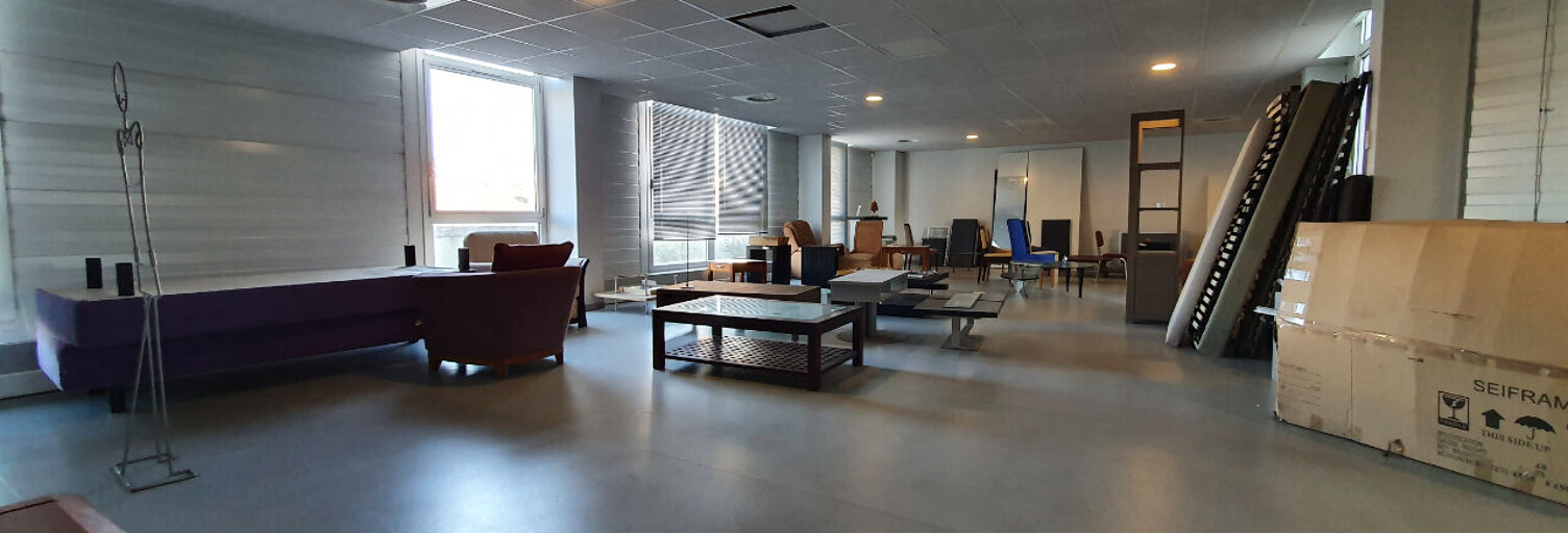 Bureau  861 m² à louer à Marseille 15 (13015)