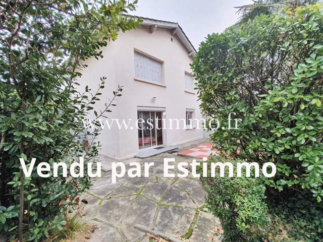 maison de ville à rafraichir — photo du bien